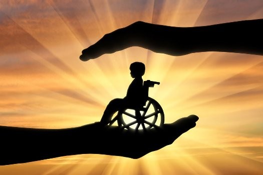 Əlilliyi olan şəxslərə qulluq edənlərə təqaüdün təyini  üçün hansı sənədlər tələb olunacaq?