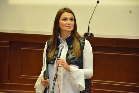Qənirə Paşayeva şəhidlərimizlə bağlı anım tədbirində gənclərə çağırış edib