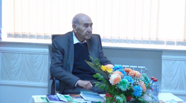 Dəyişdirilən quş adlarını Qara Mustafayev qoyubmuş - Mərhum professor günahlandırıldı