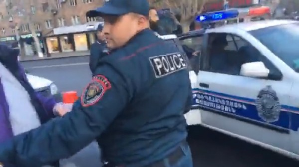Paşinyan onu ifşa edənləri həbs etdirdi