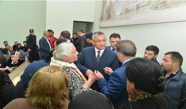 Dövlət Komitəsinin sədri “Qobu Park”da görüş keçirib