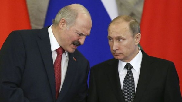 Putin məni Moskvaya çağırmadı - Lukaşenko
