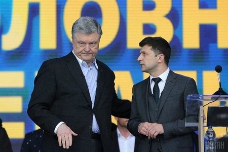 Poroşenkodan Zelenskiyə: "Ukrayna Misir otelinin nömrəsi deyil!"