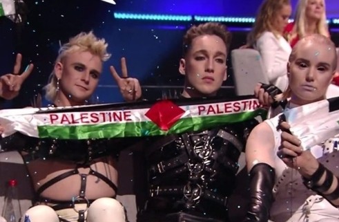 “Eurovision”da siyasi qalmaqal - Fələstin bayrağı...