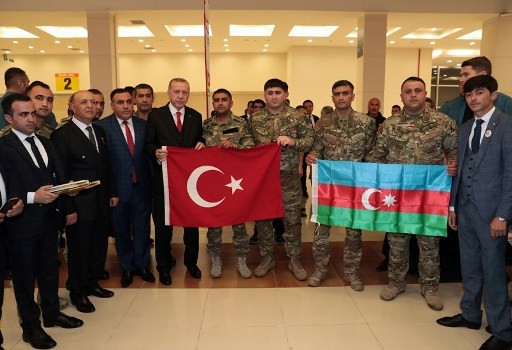 Ərdoğan Azərbaycan qaziləri ilə görüşdü – FOTOLAR