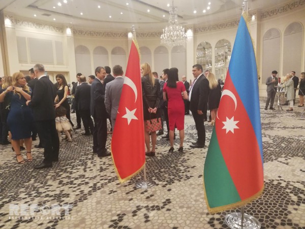 İstanbulda 28 May - Respublika günü qeyd olunub
