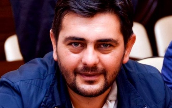 Rey Kərimoğlu: “Məhkəmə prosesi zamanı jurnalistin hüquqları kobud şəkildə pozulub. Şübhəli məqamlar var”