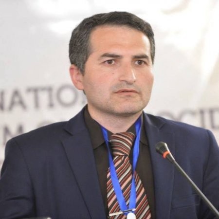 Azərbaycan ziyalısı səssiz qaldıqca...