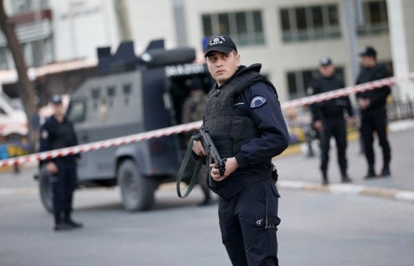 PKK yol inşaatı işçilərinə hücum etdi - Ölənlər var