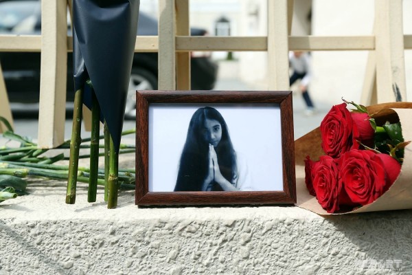 Elina Hacıyevanın qəbri təhqir edilib, yeni cinayət işi başlanıb