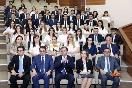 Əmək və Əhalinin Sosial Müdafiəsi Nazirliyində andiçmə mərasimi