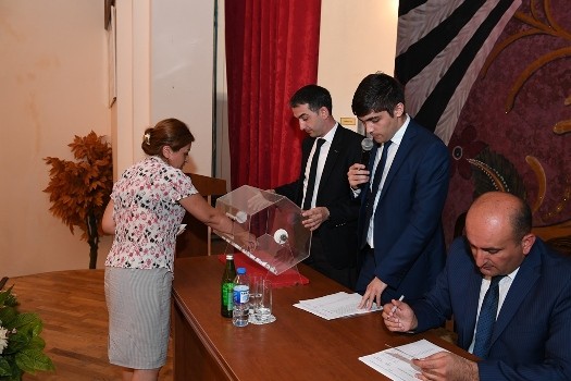 Pirallahı rayonunda məcburi köçkünlər üçün püşkatma keçirilib
