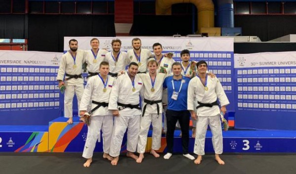 “Judo Club 2012”nin cüdoçusu universiadanın komanda yarışlarının bürünc medalını qazanıb