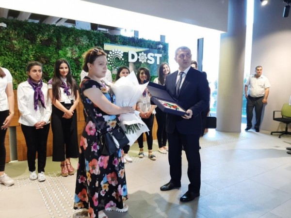 DOST mərkəzinə 15 mininci vətəndaş müraciəti qeydə alınıb