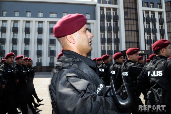 Aprel döyüşləri zamanı yüzlərlə polis əməkdaşı döyüşə getmək üçün müraciət edib
