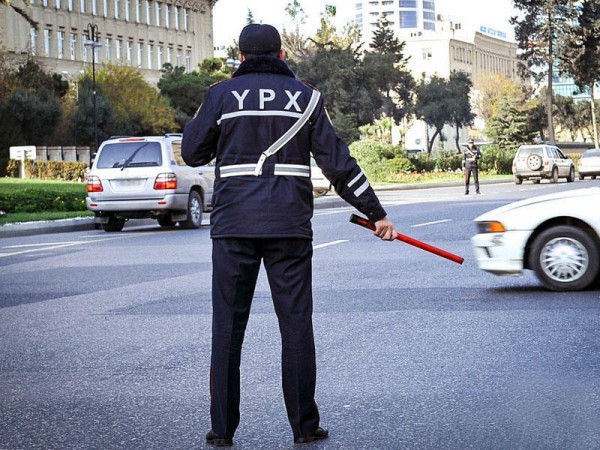 Sumqayıtda sürücü ilə kobud davranan yol polisi daxili işlər orqanlarından xaric olunub