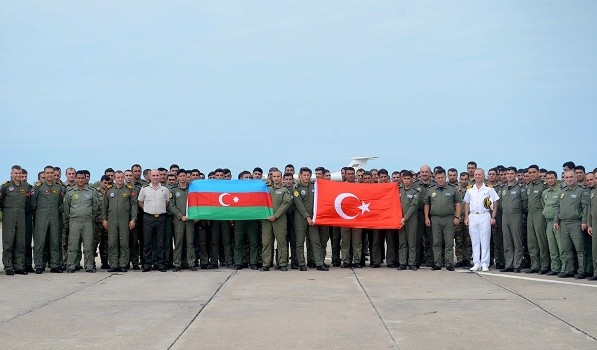 “TurAz Qartalı - 2019” təlimlərində iştirak edəcək Türkiyə heyətinin növbəti qrupu Azərbaycana gəlib