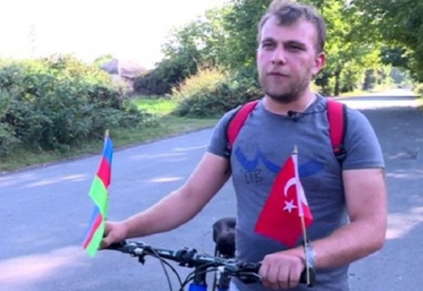 Ərdoğanı görmək üçün velosipedlə Zaqataladan Türkiyəyə yollandı - Video
