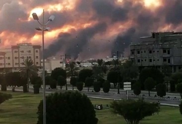 Neft zavodları İran istehsalı silahlarla vurulub - İDDİA