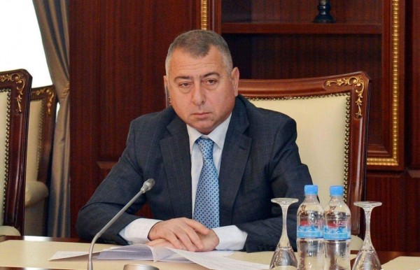 Millət vəkili borca görə deputat vəsiqəsini girov qoydu