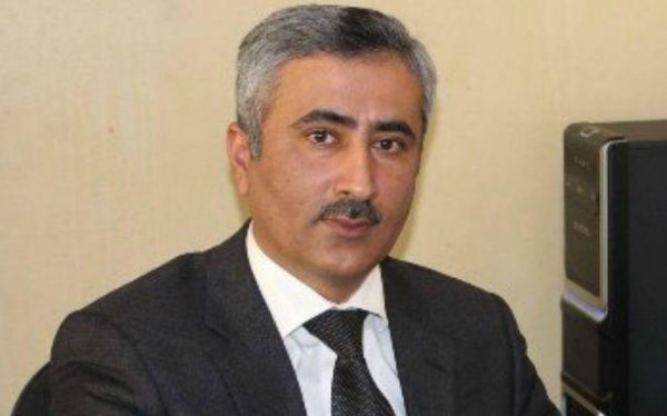 Fuad Qəhrəmanlı AXCP-dəki vəzifəsindən istefa verdi