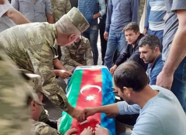 Naməlum şəraitdə həlak olan hərbçimizin FOTOSU