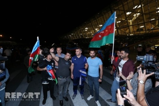 "Qarabağ" komandası Bakıya qayıdıb - FOTO, VİDEO