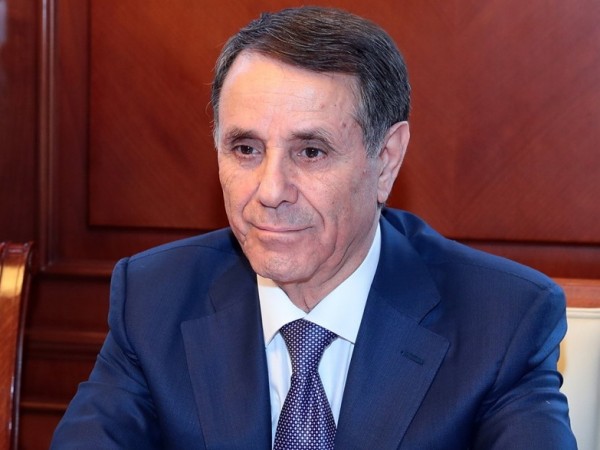 Novruz Məmmədov jurnalistləri necə “xilas etdi”... - “...dedi narahat olma”