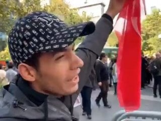 ABŞ-dakı PKK-çılara “Ölürüm Türkiyem” dinlədən TÜRK
