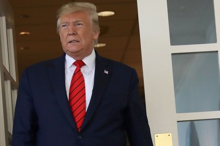 Donald Tramp "Twitter"də müəmmalı paylaşım edib