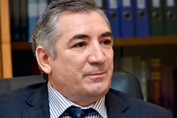 Nuşirəvan Məhərrəmli özəl televiziyaların fəaliyyətini tənqid etdi