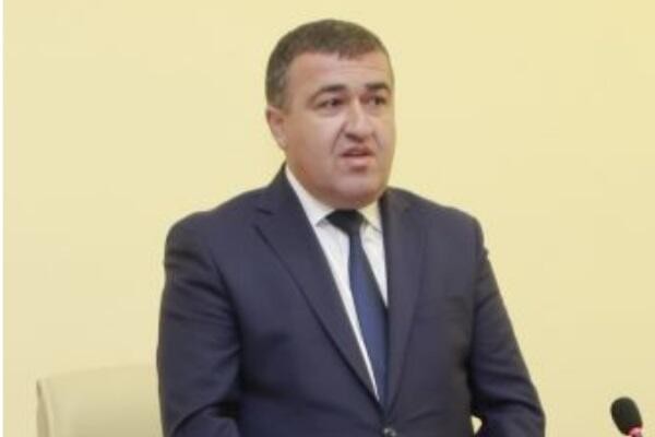 Qazi icra başçısının (DOSYESİ)