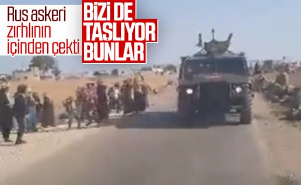 YPG tərəfdarları Türkiyə və Rusiya hərbçilərini daşa basdı