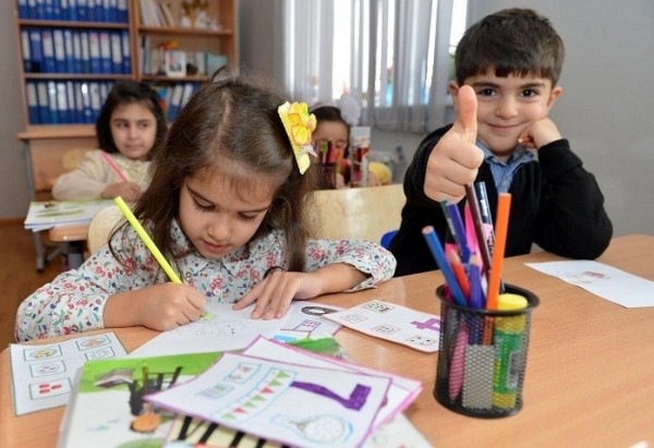 Sabahdan məktəblilərin payız tətili başlayır