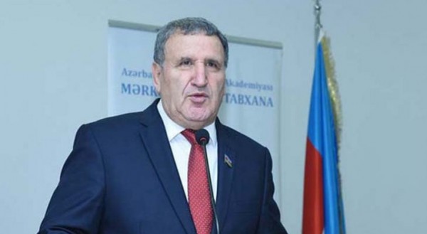 "İsa Həbibbəyli əməyimi mənimsəyir" - Mirzə Cəlilin nəticəsini tapan jurnalistdən ETİRAZ