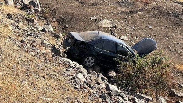 Ermənistanda yol qəzası: bir hərbçi ölüb, 4 nəfər yaralanıb