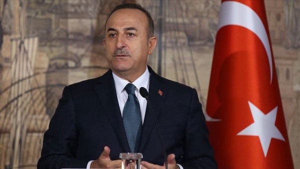 Çavuşoğludan Makrona: Başından böyük sözlərlə...