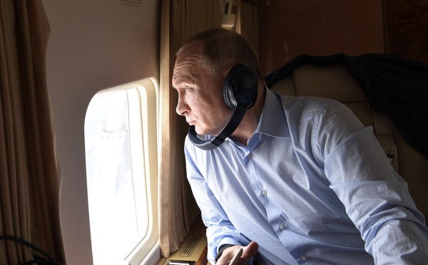 Putini ölümdən qurtaran pilotlar Kremlin albalı piroqunu qazandılar