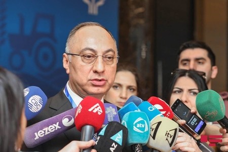 AQTA sədri: "BDU tələbələrinin zəhərlənməsinin səbəbi toksik mənşəlidir"