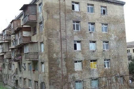Daha 4 tələbə zəhərləndi - ali məktəb, yoxsa “virus yataqxanası...”