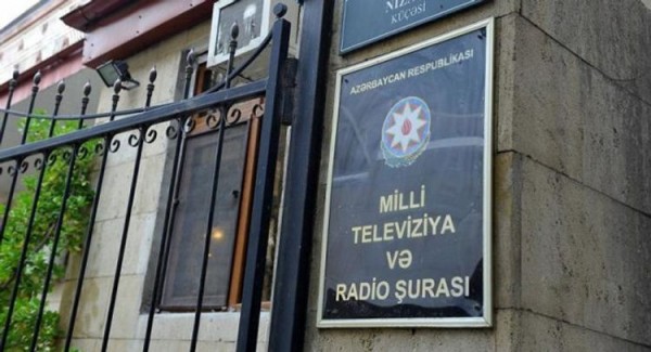 MTRŞ: 102 FM tezliyi dövlətə məxsusdur, heç kimin mülkiyyətində deyil, heç zaman satışa çıxarılmayıb