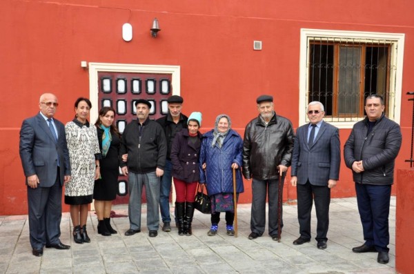 Bir qrup şəhid ailəsi və Qarabağ müharibəsi əlili evlə təmin olundu