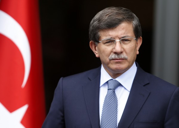 Əhməd Davudoğlu yaratdığı yeni partiyanı elan edib