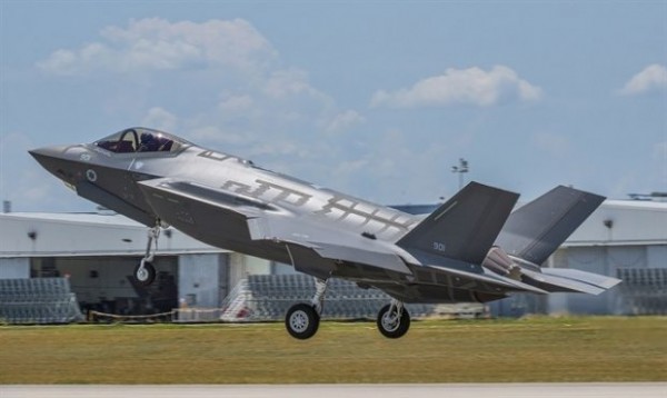 ABŞ generalı: "İsrailin F-35 Adir qırıcıları Suriyada S-400 sistemlərinə qalib gəldi”