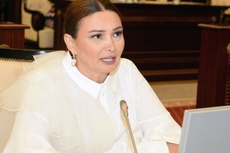 Qənirə Paşayeva seçkiyə qatılacağını bəyan etdi