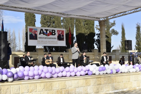 Ağdam rayonunda Həmrəylik Günü və Yeni il münasibəti ilə möhtəşəm konsert