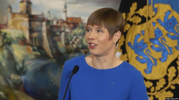 Estoniya prezidenti ona hədiyyə edilən Krım şərabını geri qaytardı