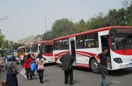 Bakıda avtobusdan yıxılan sərnişin ağır kəllə beyin travması alıb