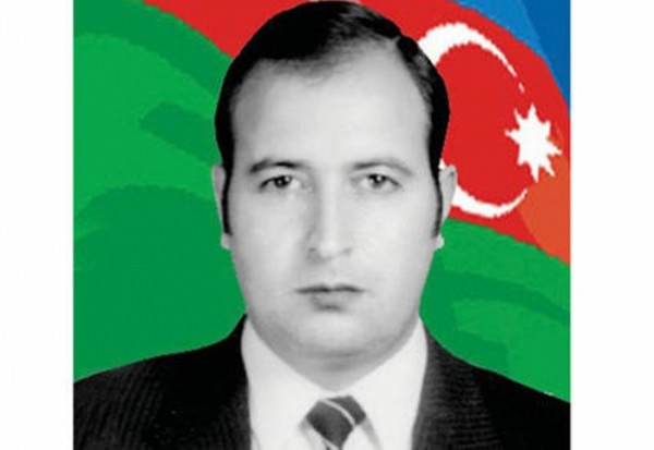 Mühüm vəzifələrdən imtina edib döyüşə yollanan Milli Qəhrəman