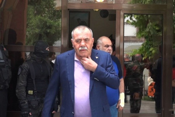 Azərbaycanlı əsirlərə işgəncə verən erməni general ölüm ayağındadır